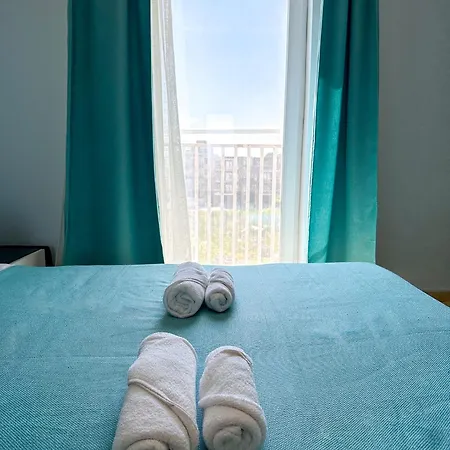 Apartment Captain's *