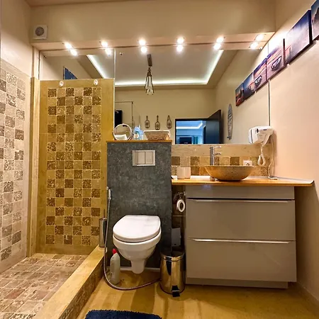 Captain's Apartment Navodari