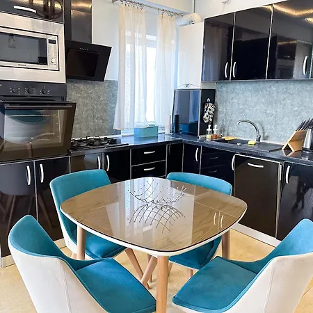 Apartment Captain's